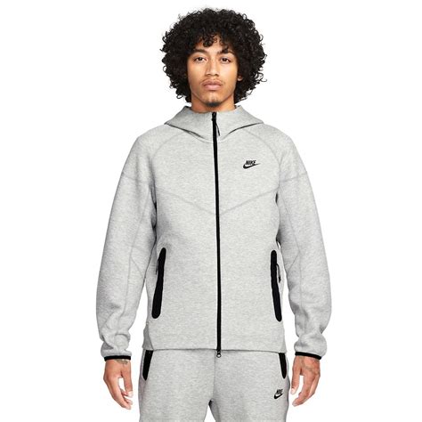 Nike tech without logo